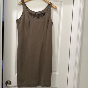 New WORTH New York sleeveless sheath dress in a neutral taupe-brown color. Scoop